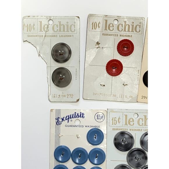 Buttons Vintage Lot 10 La Mode le chic Landsing Exquisit Le Button on Cards - Picture 2 of 16